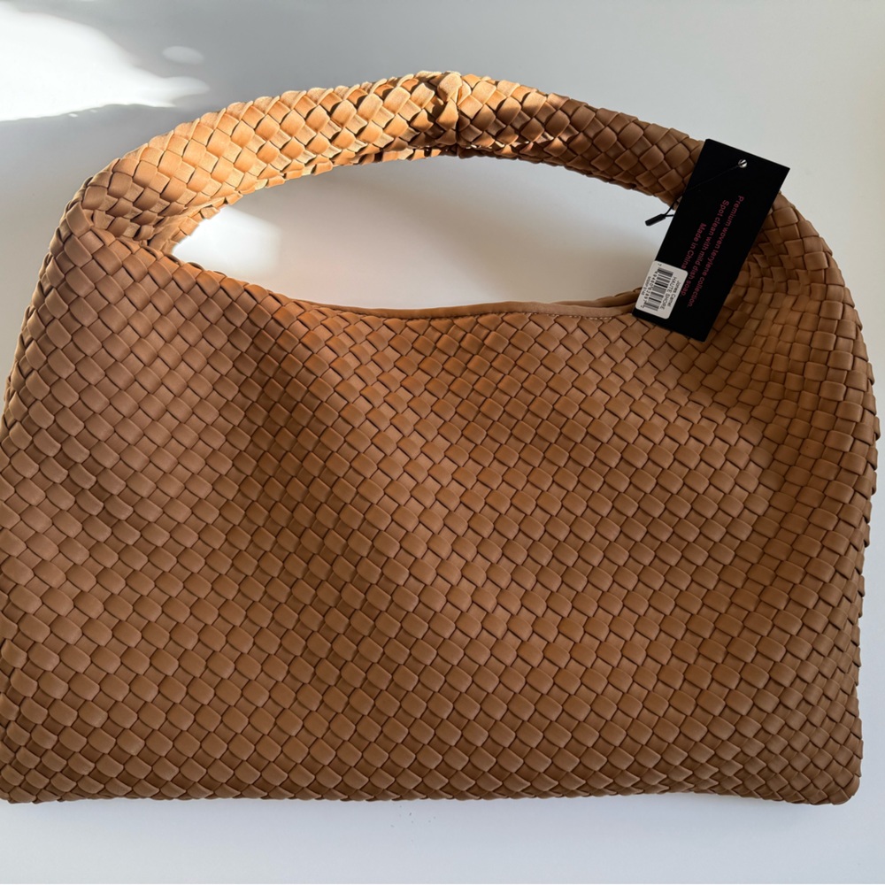 NWT HAUTE SHORE jones woven handbag in camel